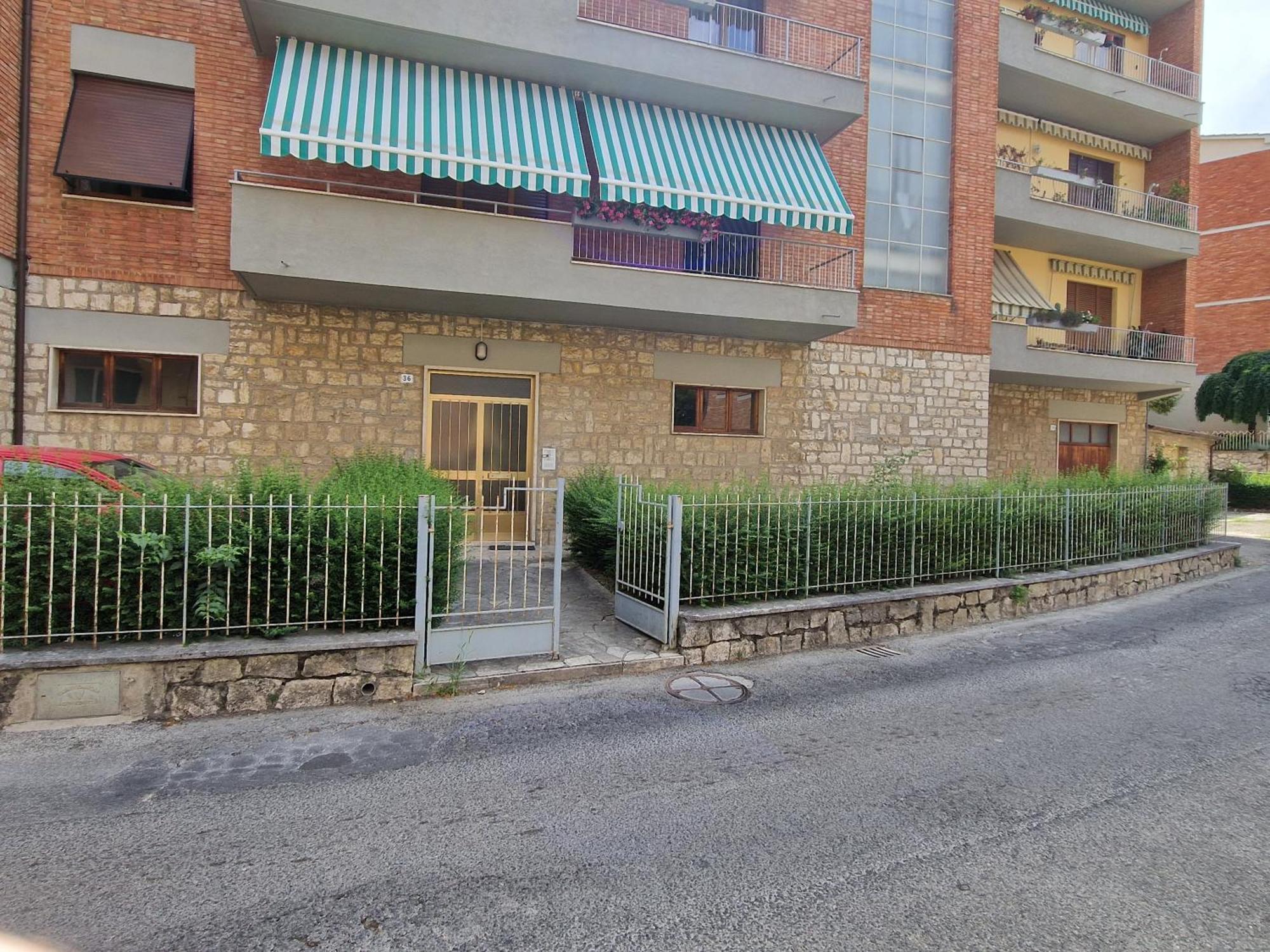 Апартаменты Nova Domus Flat Free Private Parking Сиена Экстерьер фото