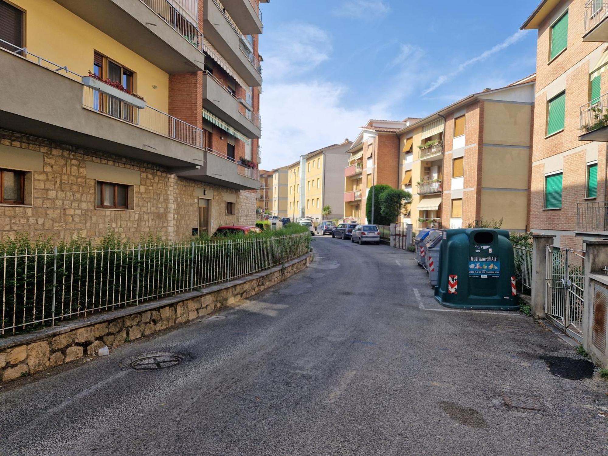 Апартаменты Nova Domus Flat Free Private Parking Сиена Экстерьер фото