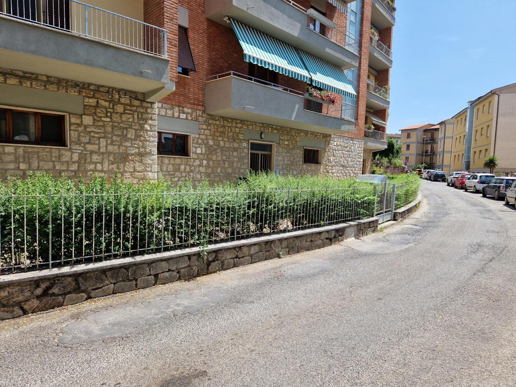 Апартаменты Nova Domus Flat Free Private Parking Сиена Экстерьер фото